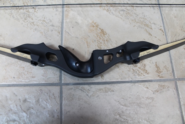 Arc Recourbé 152 cm Sharrow 45lbs - Image 3