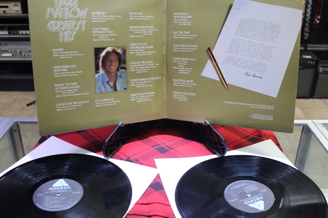 Barry Manilow Greatest Hits arista Vinyl - Image 2