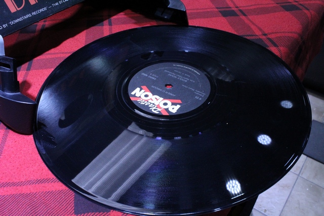Boule Noire Aimer Damour vinyl Downstair - Image 4