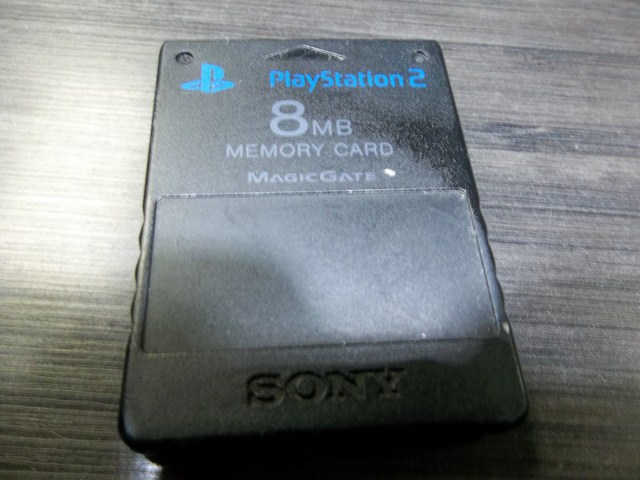 CARTE MEMOIRE SONY PS2