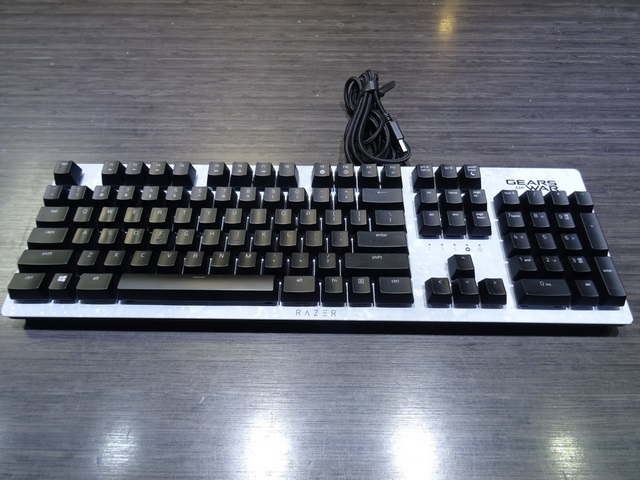 CLAVIER FILAIRE GEARS OF WAR RAZER HUNTSMAN RZ03-0252