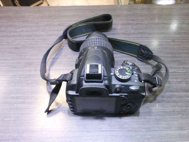 Camera reflex + 2 batterie+ chargeur Nikon D3100 - Image 2