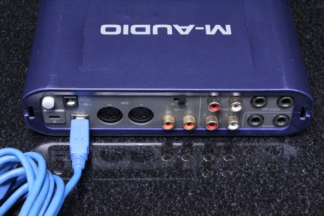 Carte de son externe M-Audio Fast track pro - Image 2