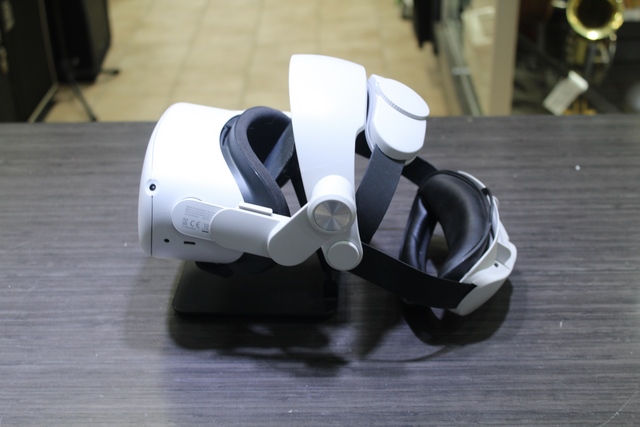 Casque VR Meta Quest 2 128gb + batterie kw49cm - Image 3