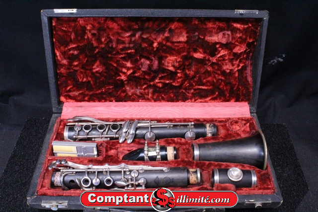 Clarinette Vintage (A Restaurer) Pour Pieces Henri Selmer Serie 9