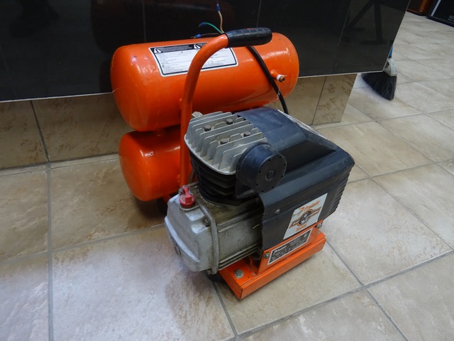 Compresseur a air 4gal (pour pieces) paslode pasckt18 - Image 3