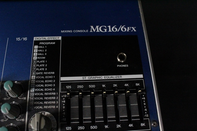 Console 16 Entres Yamaha MG16-6FX - Image 2