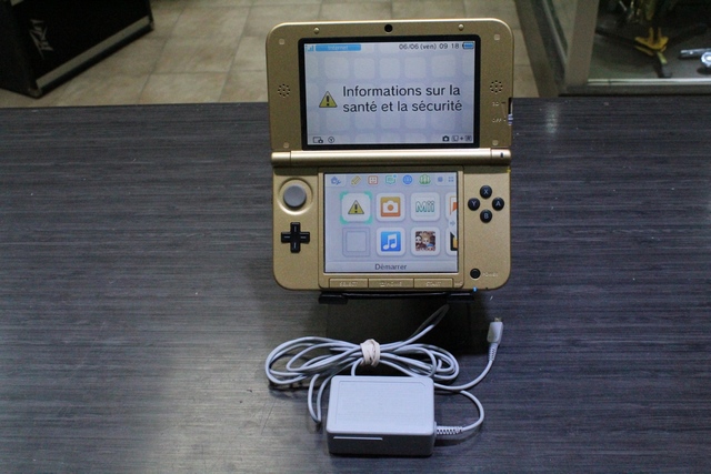 Console 3DS XL The Legend of Zelda + acc (Sans la boite) NINTENDO spr-du-usz-co