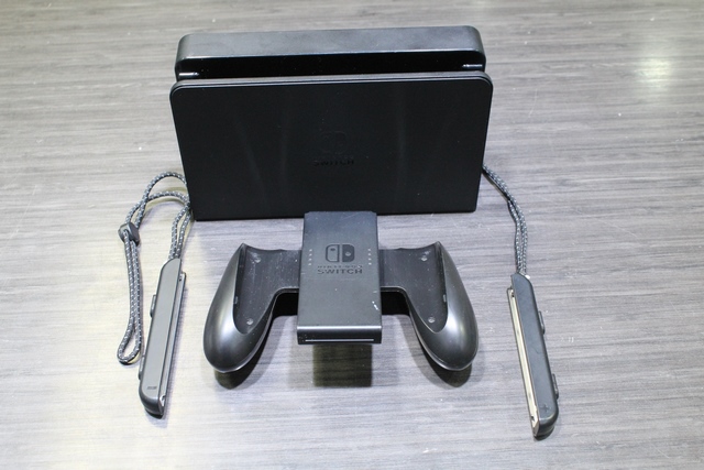 Console Nintendo Switch oled + acc heg-001 - Image 3