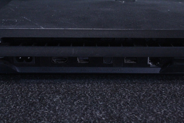 Console PS4 pro Sony cuh7215b - Image 2