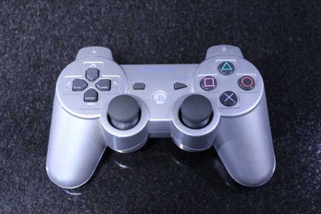 Console Ps3 60 Go + acc sony cechl01 - Image 3