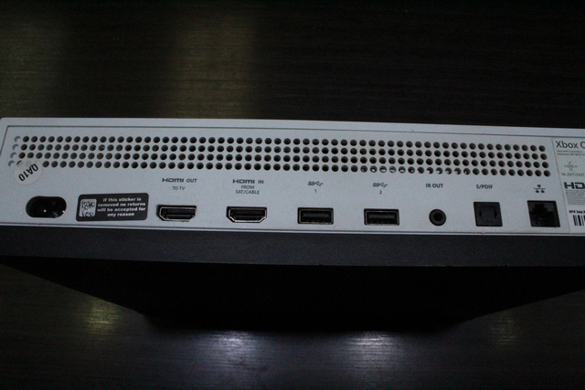 Console Xbox One S 1 to + acc MICROSOFT 1681 - Image 3