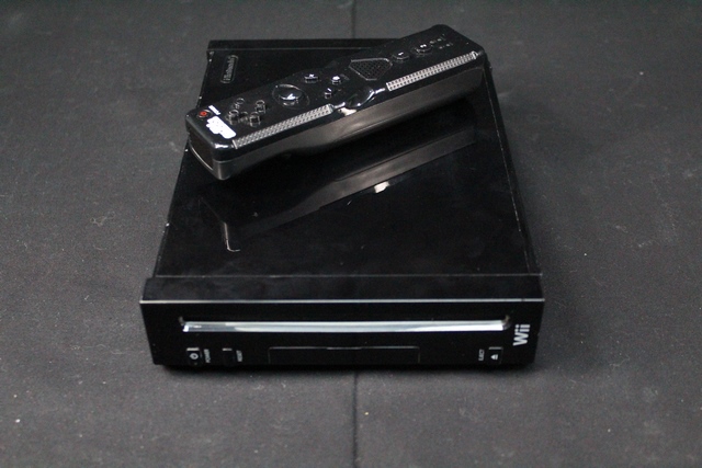 Console wii (manette sans marque) + acc (component RGB) NINTENDO rvl-001 - Image 3