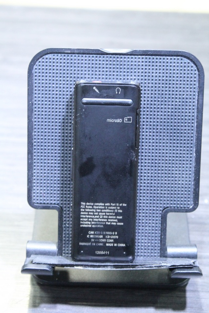Dictaphone Sony 4Go ICD-UX570 - Image 2