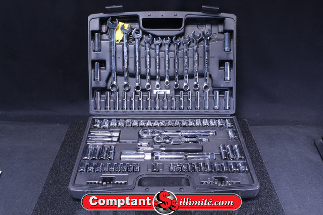 ENSEMBLE DE DOUILLE ET RACHET 123 PIECES STANLEY 94-374