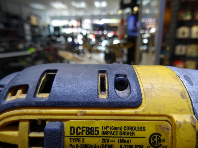 Ensemble dewalt perceuse+impact+grinder+3 batterie 20V 1.5AH+Chargeur dcg413/dcf885/dcd785 - Image 3