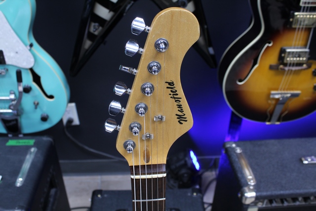 Guitare Électrique Mansfield Strat HSS - Image 2