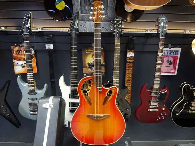 Guitare Electro Acoustique Ovation Elite 6868 standard