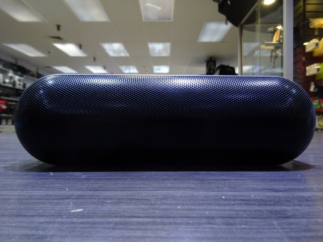 Haut Parleur Bluetooth Beats Pill+a1680 - Image 4