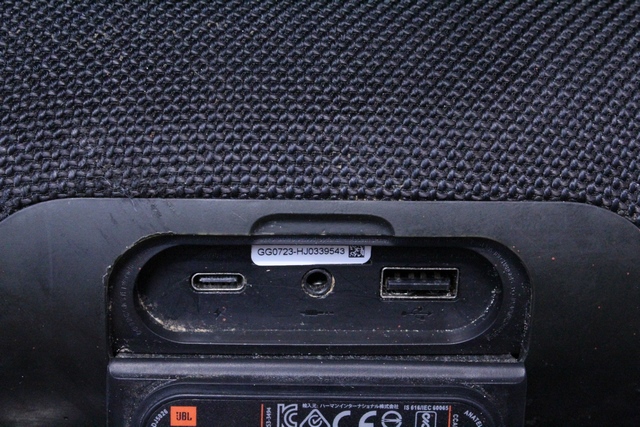 Haut-Parleur Bluetooth JBL charge4 - Image 2