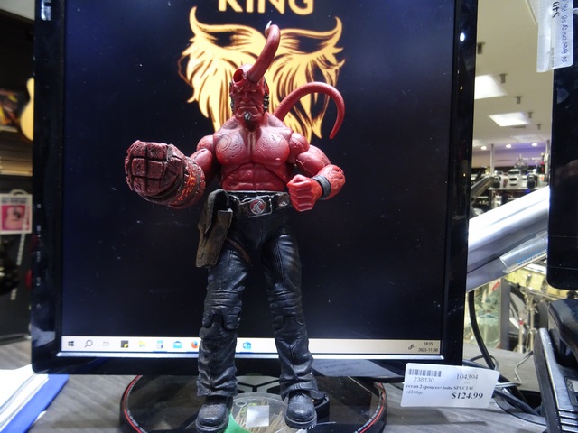 Hellboy (loose) Mezco Toyz - Image 2