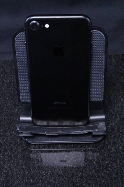 Iphone 7 32Go APPLE A1778 - Image 2