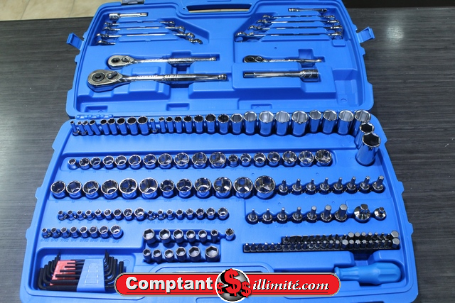 Jeu de douilles 184 pc SAE/métrique Mastercraft 058-9230-2