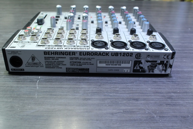 Mixer 12 entree Behringer eurorack ub-1202 - Image 2