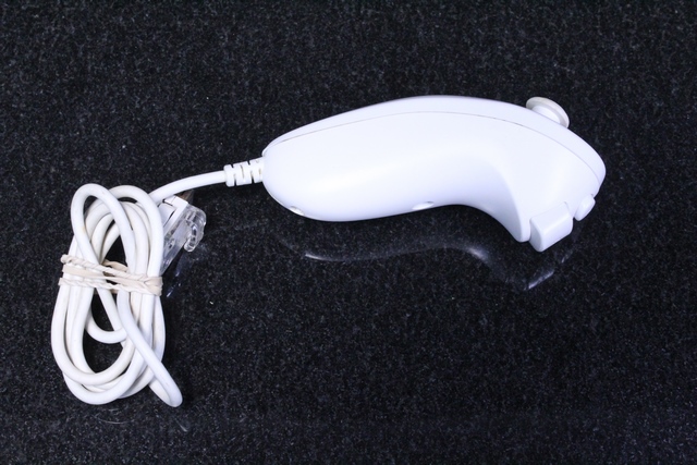 Nunchuck nintendo - Image 2