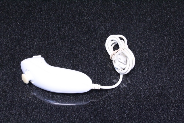 Nunchuck nintendo - Image 2