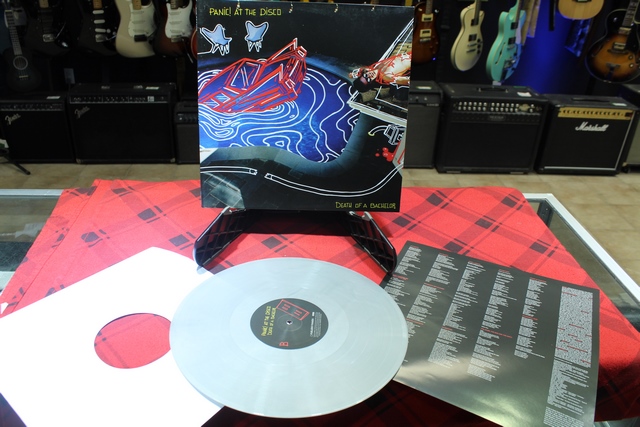 Panic at the Disco Death of a bachelor dcd2 vinyl - Image 2