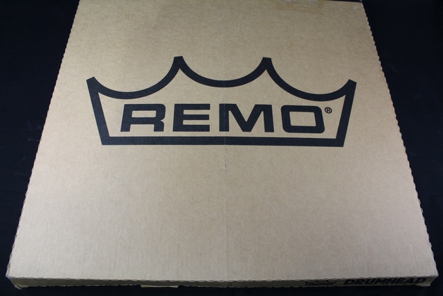 Peau de Bass Drum (Mesh) 22 pouce REMO Silent Stroke - Image 2
