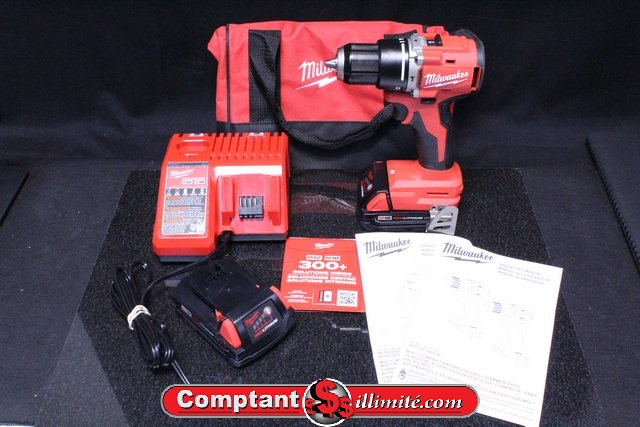 Perceuse Milwaukee +chargeur + 2 batteries +étui 3602-20