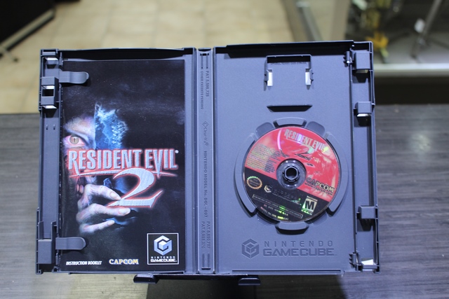 Resident Evil 2 (complet) Nintendo gamecube - Image 2