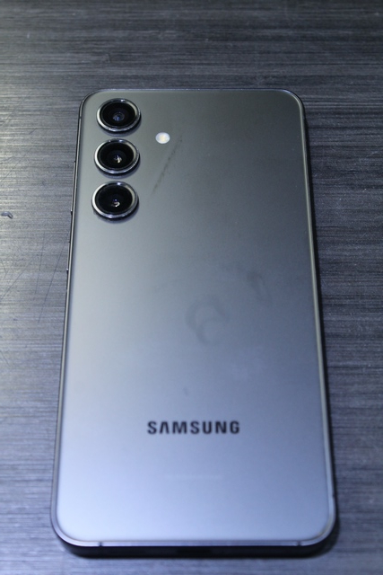 Samsung s24 128Go sm-s921w - Image 2