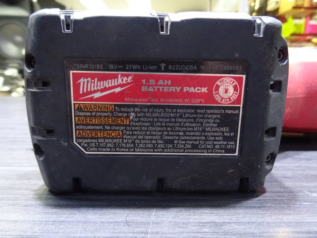 Scie Alternative (Sawzall) + Batterie M18 1.5ah Pas chargeur MILWAUKEE 2621-20 - Image 4