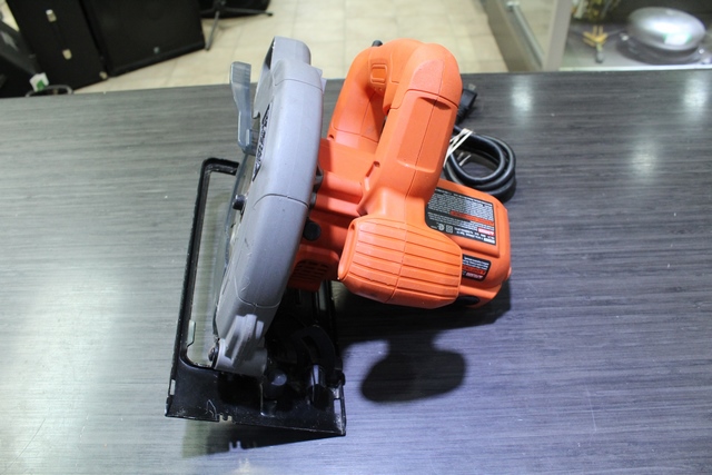 Scie ronde fillaire black and decker bdecs200 - Image 3