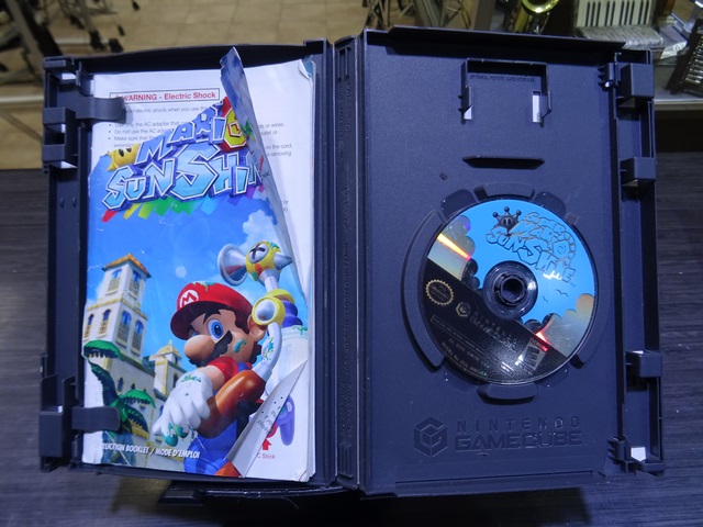 Super Mario Sunshine (manuel et jeux abime) nintendo Gamecube - Image 2