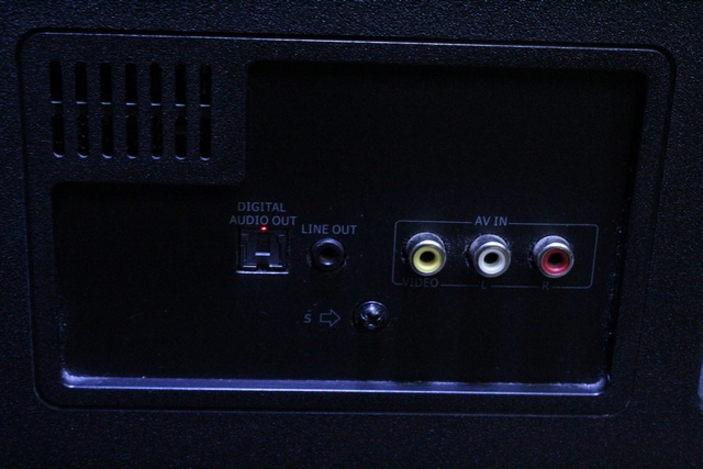 Téléviseur Intelligent Hisense Roku 55 pouce (2018) +tc 55r6107 - Image 3