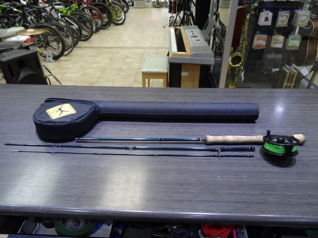 canne a mouche+ moulinet (manque branche 2pi) Echo lift kit 9 0.8