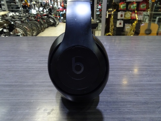casque d écoute bluetooth BEATS STUDIO PRO A2924 - Image 2