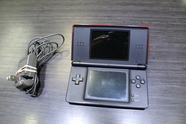 console ds lite + acc nintendo usg-001