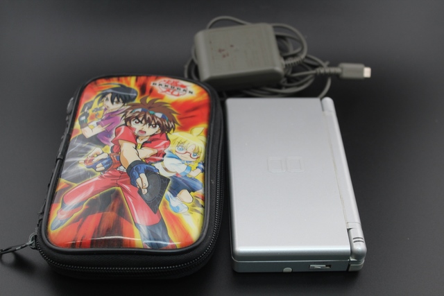 console ds lite nintendo usg-001 - Image 4
