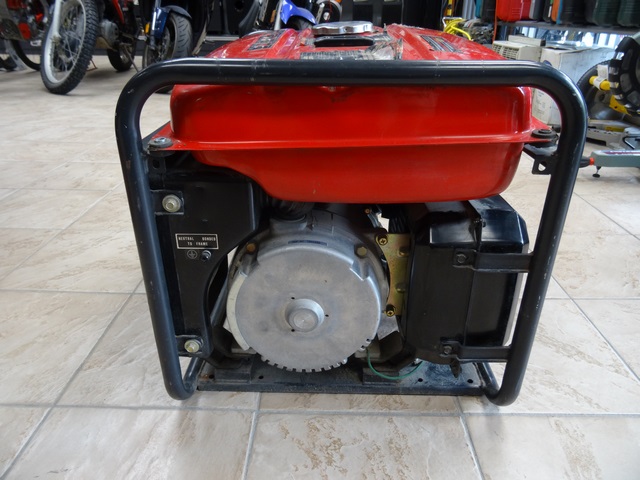 generatrice 4800W mitsubishi - Image 4