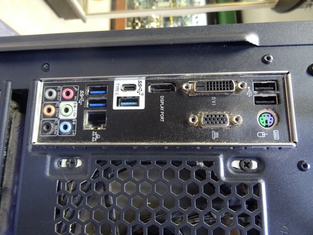 tour de gaming asroc z390 - Image 3