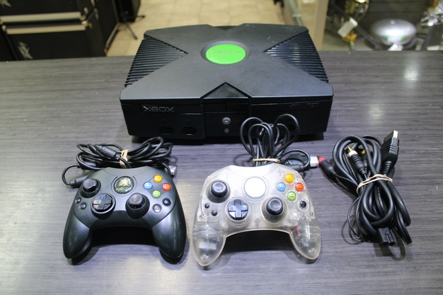 xbox 1ere gen + acc (2e manette) microsoft 2004 09 14